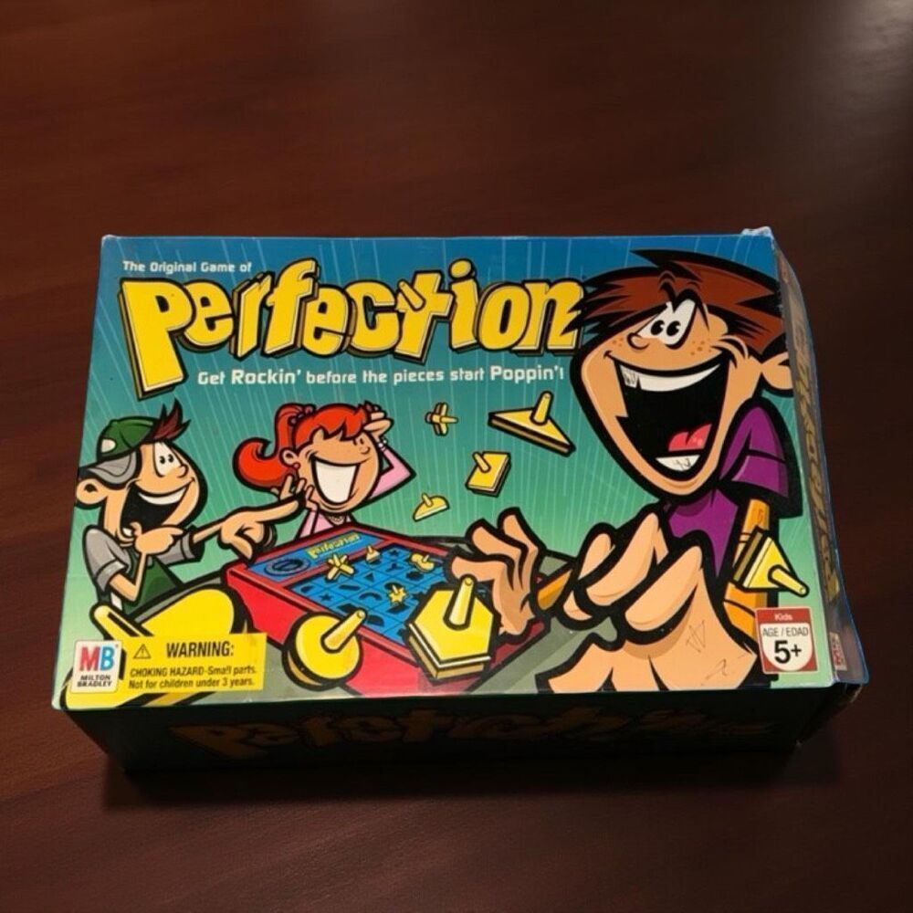 2006 Milton Bradley Strategy Game Perfection COMPLETE